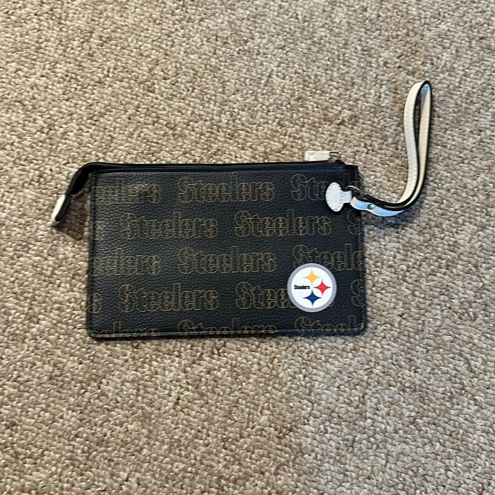 Pittsburgh Steelers Victory Wristlet